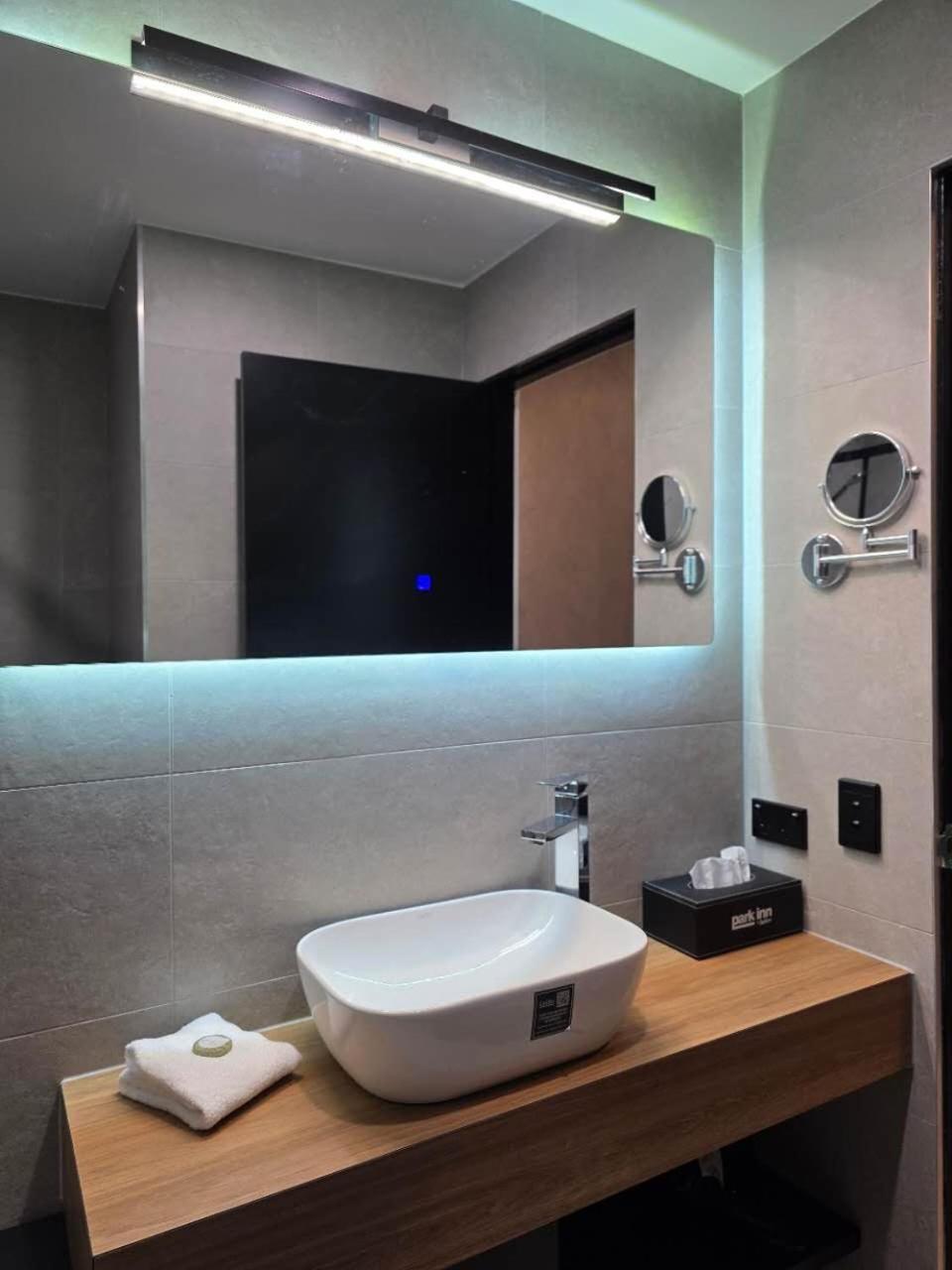 Hotel The Parkmore Melbourne